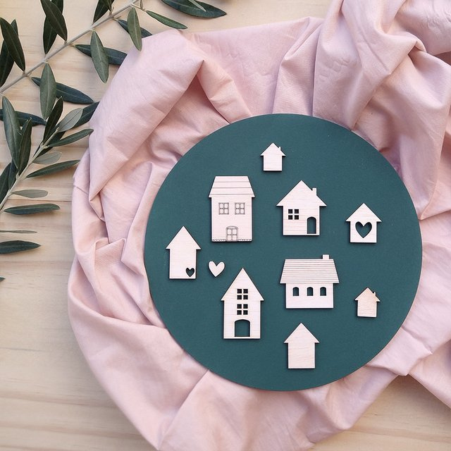 Aplique Em Madeirinha  -  Casinhas