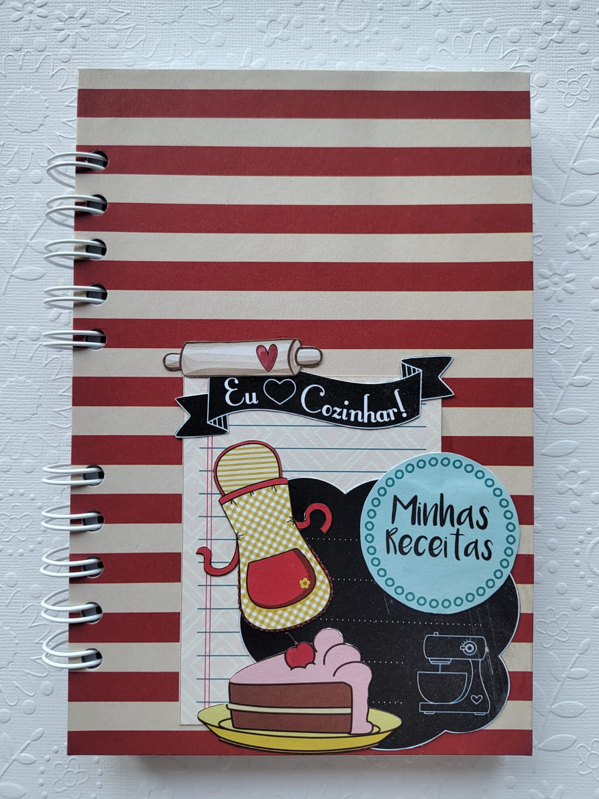 Caderno de Receitas Com Capa Decorada Em Scrapbook, Personalizada 13cm X 19,5cm - Peça única
